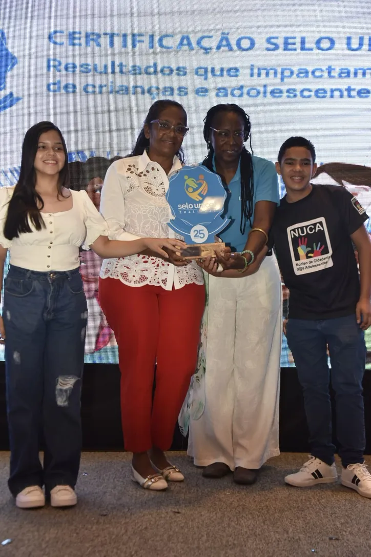 Prefeita de Cachoeira recebe selo Unicef