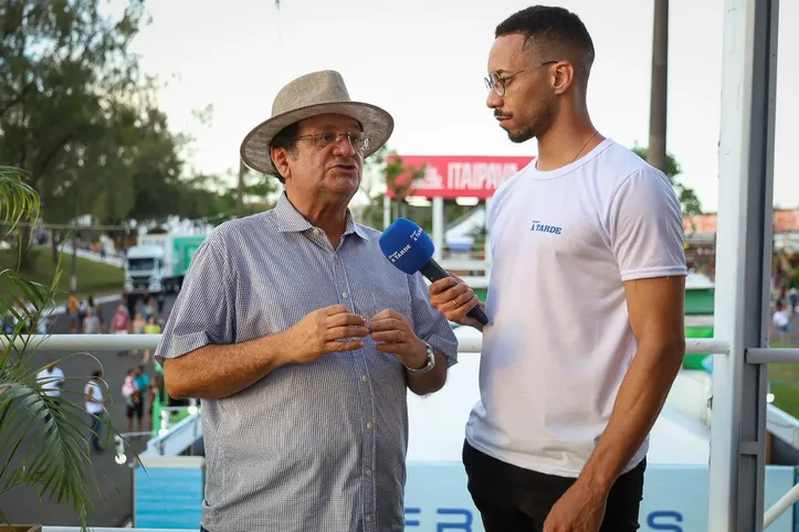 Entrevista com Maurício Bacelar