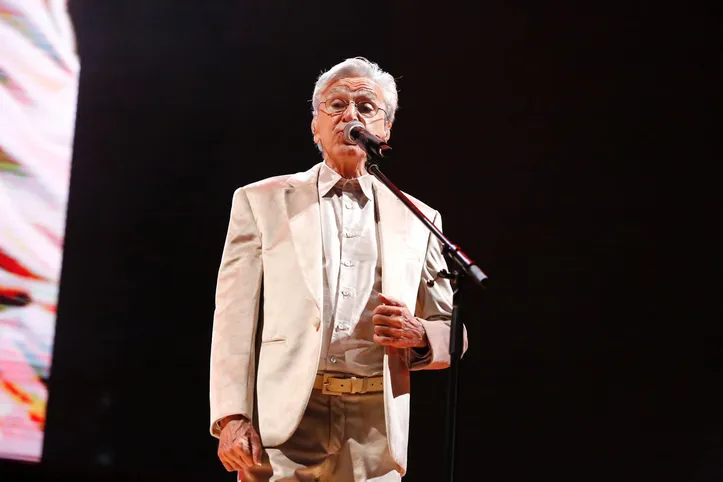 Imagem ilustrativa da imagem Caetano Veloso e Maria Bethânia brindam a Bahia com show histórico em Salvador