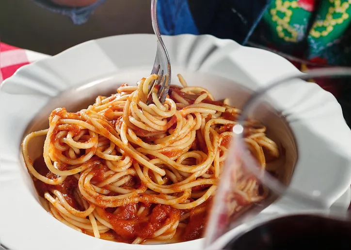 Spaghetti ao sugo da Cantina Cosa Nostra