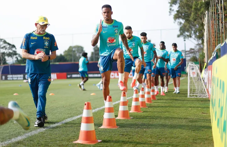 Seleção Brasileira em reapresentação na Academia de Futebol do Palmeiras