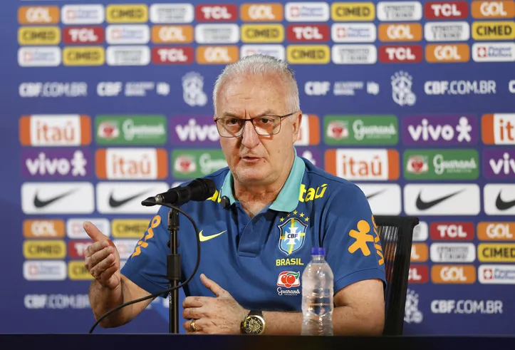 Dorival Jr. é o atual técnico da Seleção Brasileira