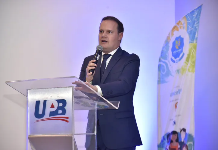 Vice-presidente da UPB e prefeito de Amargosa