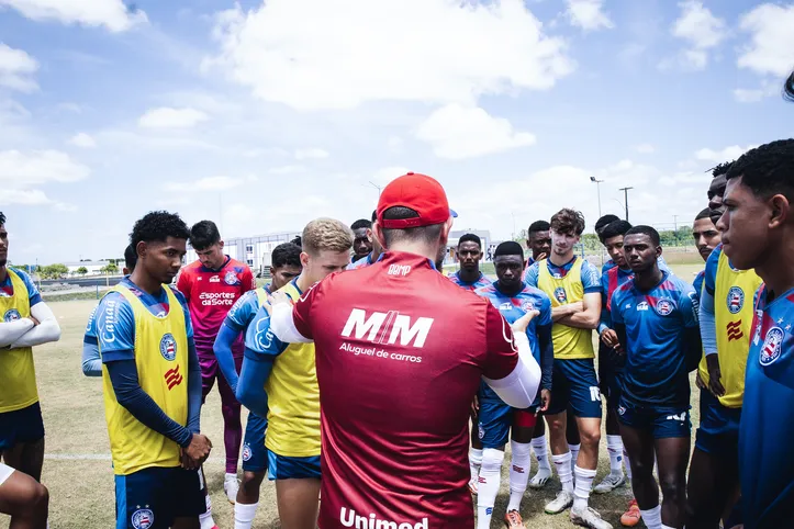 Jogadores sub-20 do Bahia em treino no CT Evaristo de Macedo