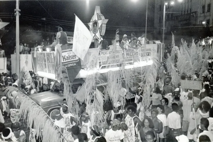 Desfile do Alvorada no Carnaval de 1994