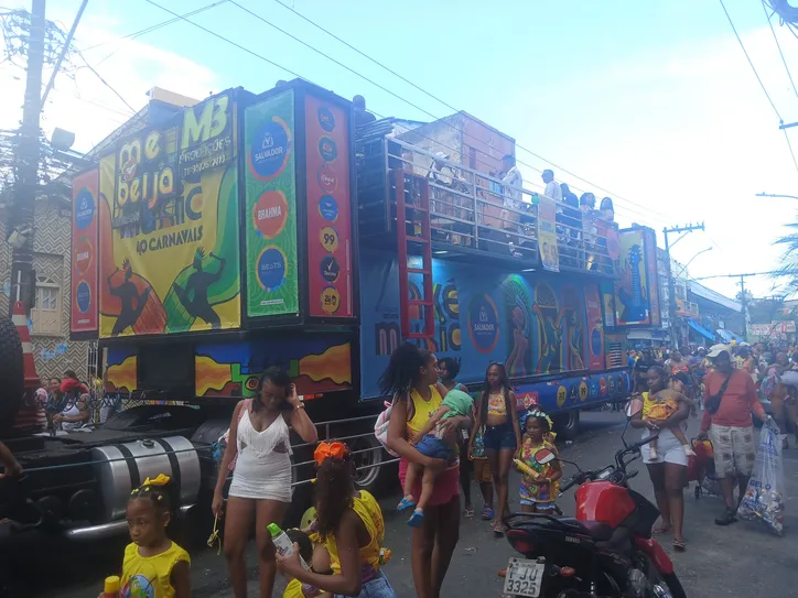 Bloco infantil animou a galera a Liberdade