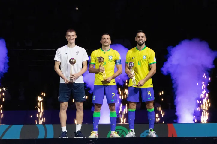 Imagem ilustrativa da imagem Brasileiro Dyego Zuffo é eleito melhor jogador de futsal do mundo