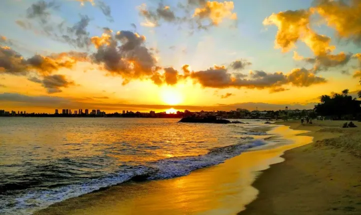 Praia da Poesia, em Salvador