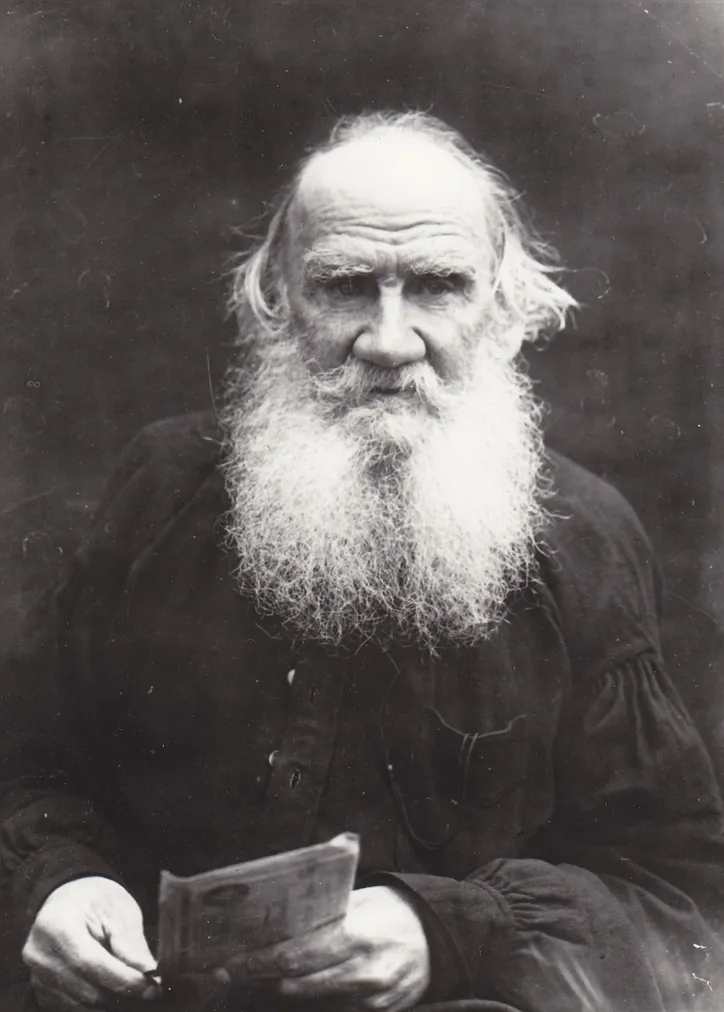 Liev Tolstoi, escritor russo, teve folhetim publicado em A TARDE em 1915