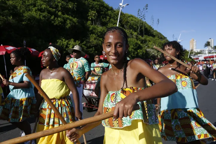 Imagem ilustrativa da imagem Fuzuê reúne amantes dos antigos carnavais; veja fotos