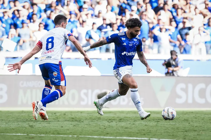 Gabigol em ação pelo Cruzeiro

Foto: Gustavo Aleixo/Cruzeiro 

IMPORTANTE: Imagem destinada a uso institucional e divulgação, seu uso comercial está vetado incondicionalmente por seu autor e o Cruzeiro Esporte Clube. 

IMPORTANT: image intended for institutional use and distribution. Commercial use is prohibited unconditionally by its author and Cruzeiro Esporte Clube.