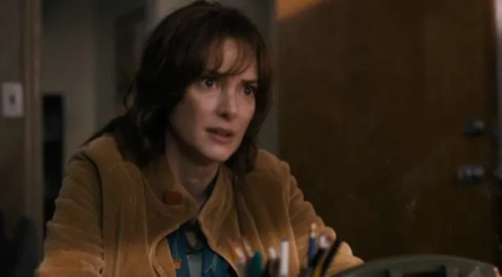 Joyce Byers - Stranger Things