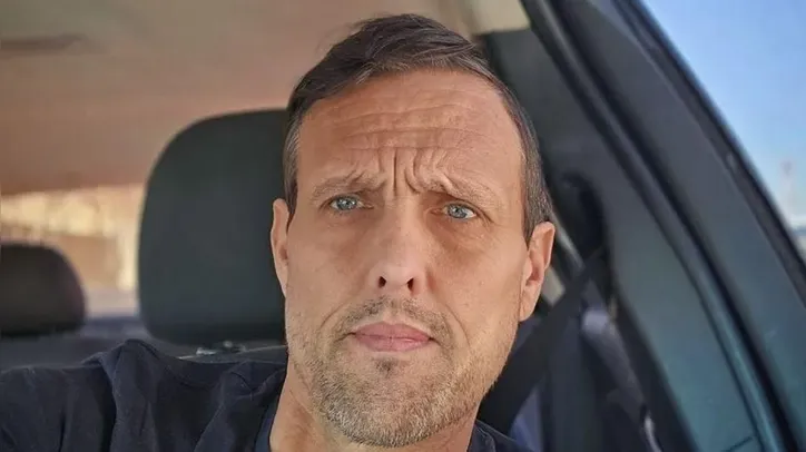 Samuel French nasceu em 26 de janeiro de 1980