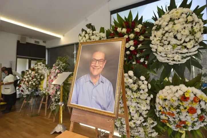 Enterro de Divaldo Franco
