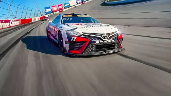 Nascar: Velocidade Máxima chega ao catálogo nessa quarta-feira