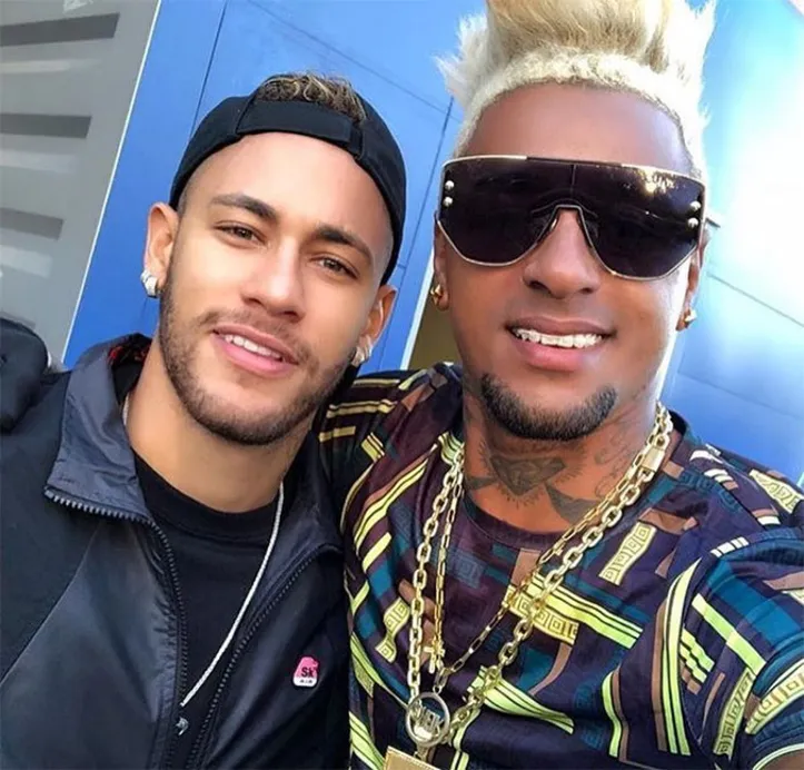 Iuri Sheik e Neymar Jr