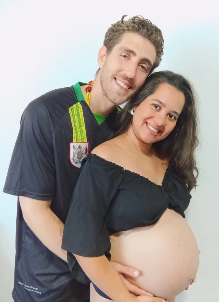 Rodrigo e Laressa durante a gravidez
