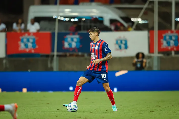 Imagem ilustrativa da imagem Lesão de Erick preocupa Ceni para jogos contra Grêmio e Internacional