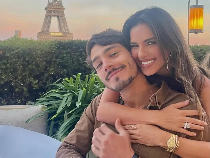 Mariana Rios cai no choro e desabafa sobre dificuldade para engravidar