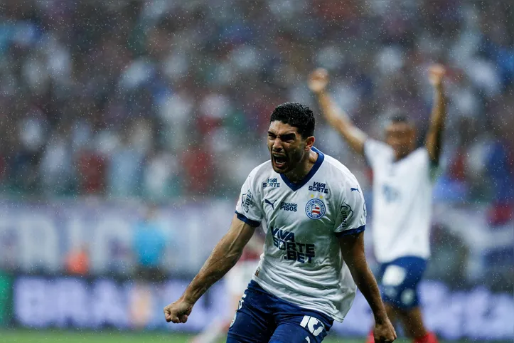 Segundo gol do Bahia no Ba-Vi do Brasileirão