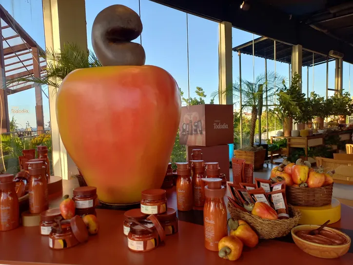 Linha de produtos Natura Tododia Jambo Rosa e Flor de Caju