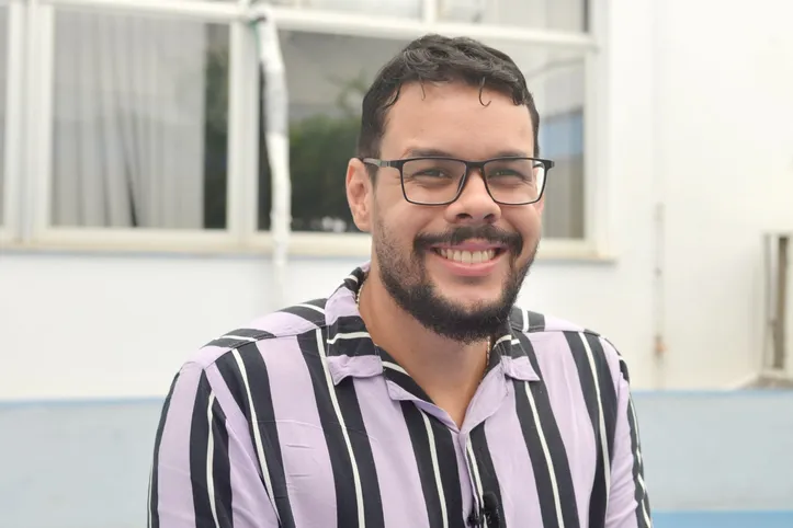 Professor da área de Computação dos cursos técnicos da SEC, João Pedro