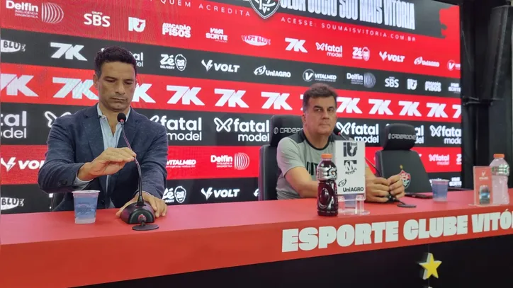 Gustavo Vieira e Fábio Mota durante a apresentação do executivo nesta segunda