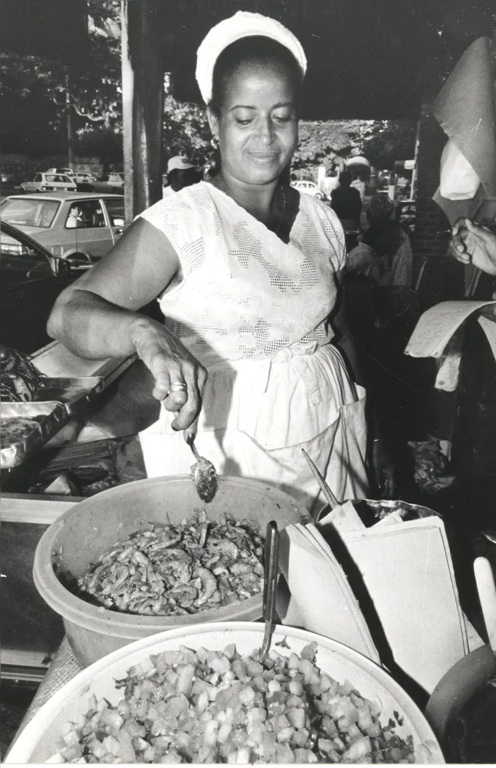 Cira, baiana de acarajé de Itapuã - 01/09/1995