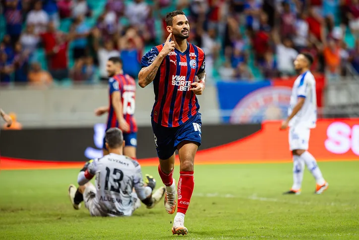 William José, do Bahia, comemorando gol contra o Paysandu