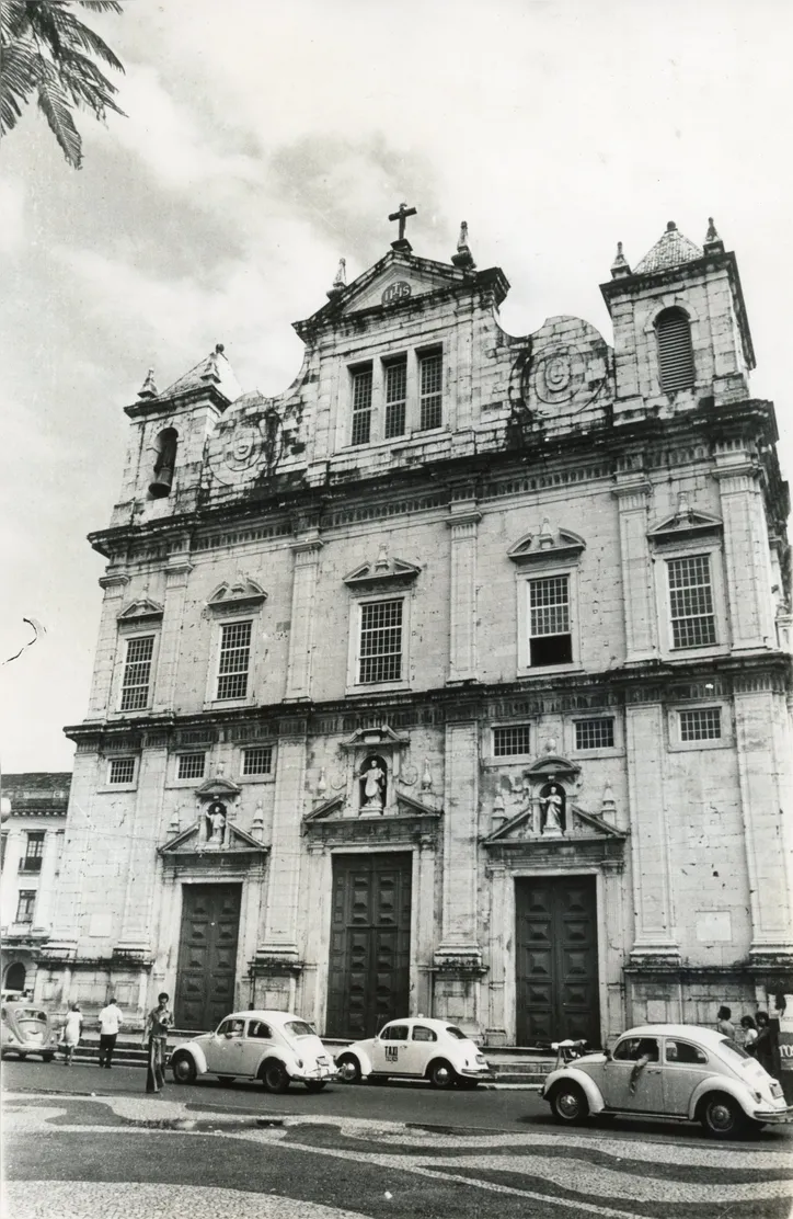 Catedral Basílica também é o endereço para o casamento das noivas ricas