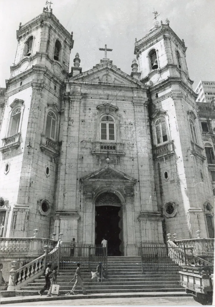 Fachada da Conceição da Praia em 1978; uma das preferidas das noivas