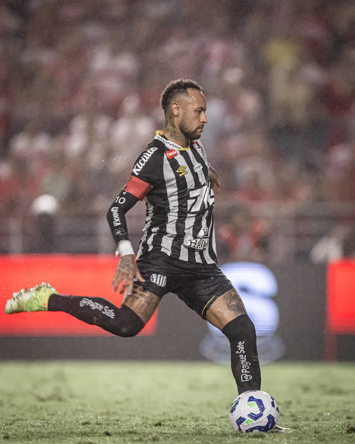 Neymar em ação pelo Santos