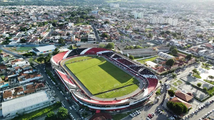Estádio Municipal Antônio de Figueiredo Carneiro - Carneirão
