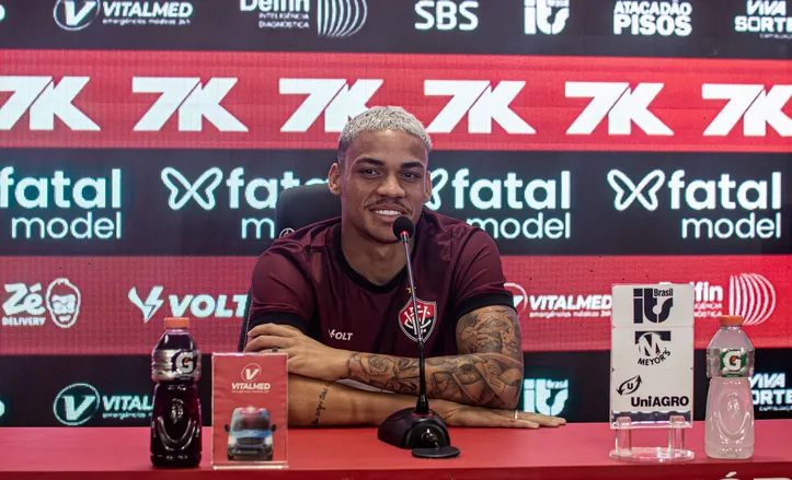 Maykon Jesus, lateral-esquerdo do Vitória