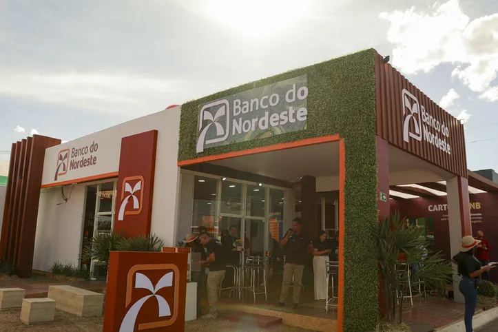 Stand do Banco do Nordeste na Bahia Farm Show