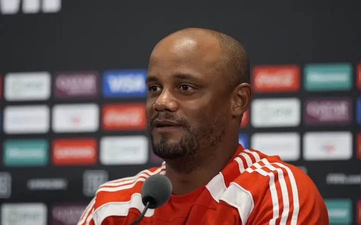 Vincent Kompany durante entrevista coletiva