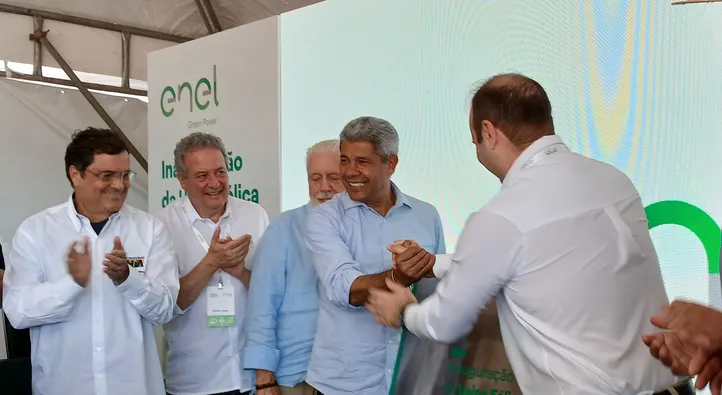 Jerônimo Rodrigues durante inauguração do complexo
