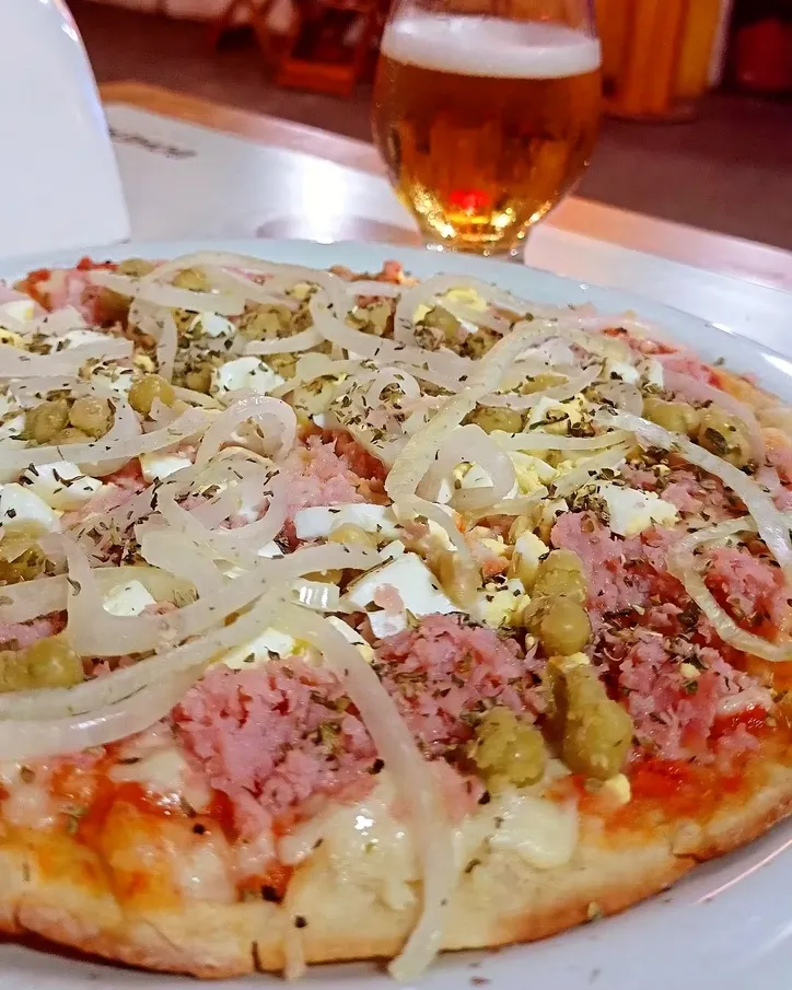 Pizza portuguesa do Deskolado Bar