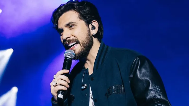 Gustavo Mioto, 28 anos, cantor e compositor