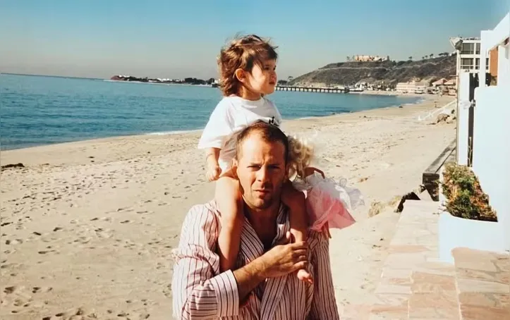 Filha de Bruce Willis faz desabafo emocionante no Dia dos Pais