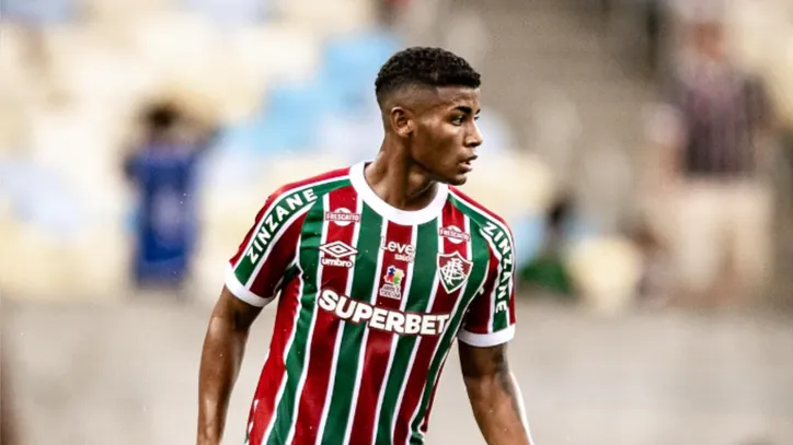 Hércules, meio-campista do Fluminense