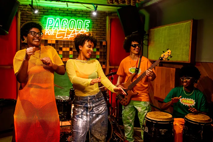 Clip do projeto Pagode por Elas