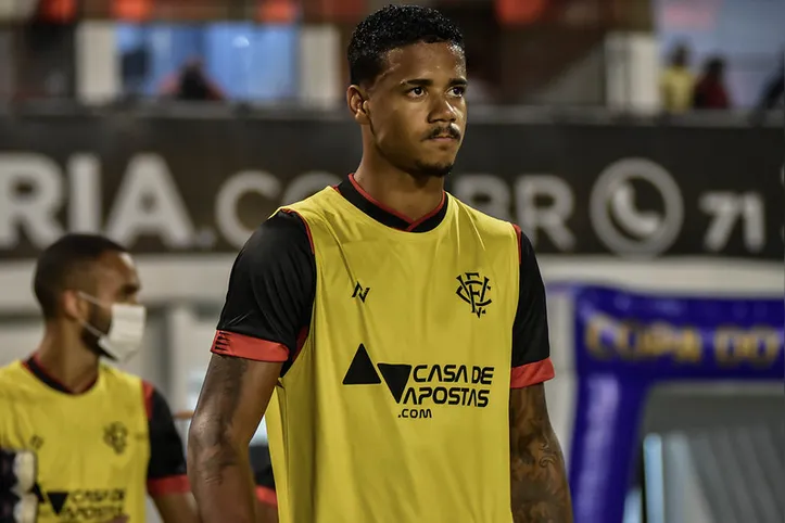 Eliminado do futebol após punição do STJD, Ygor Catatau hoje atua no futebol amador