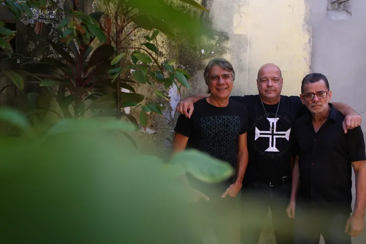 Imagem ilustrativa da imagem Lendária banda de rock da Bahia renasce com álbum direto, pesado e político
