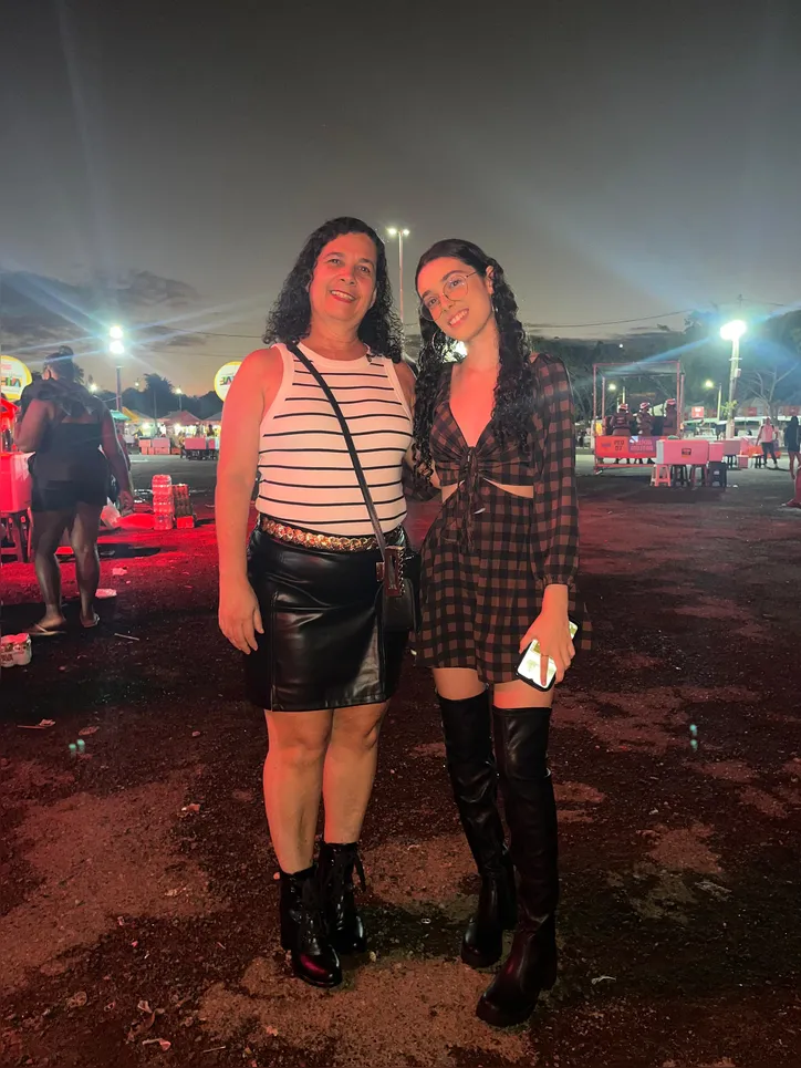 Comerciante Elisabeth Frota e filha Gabriela Frota