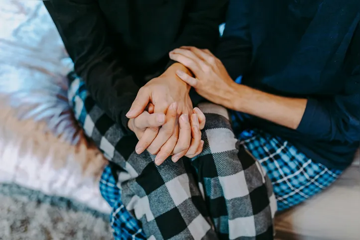Quem trai mais: homem ou mulher? Estudo revela dados no Brasil