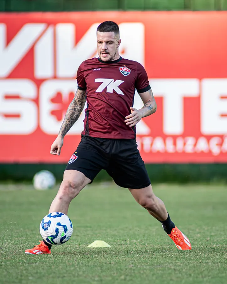 Renato Kayzer é o artilheiro do Vitória no Campeonato Brasileiro