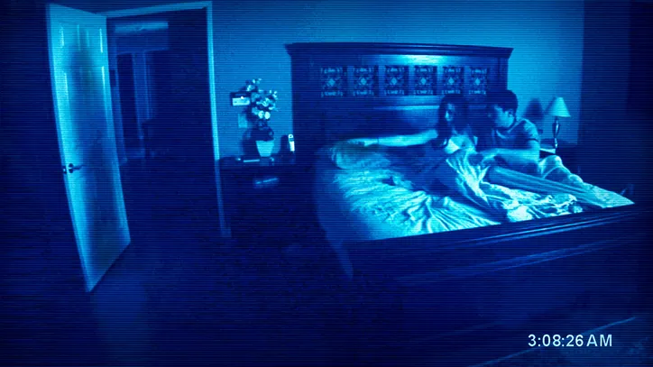 Cena de Atividade Paranormal