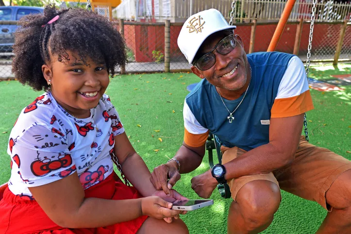 Paulino e a filha Dudinha: cuidados com a infância