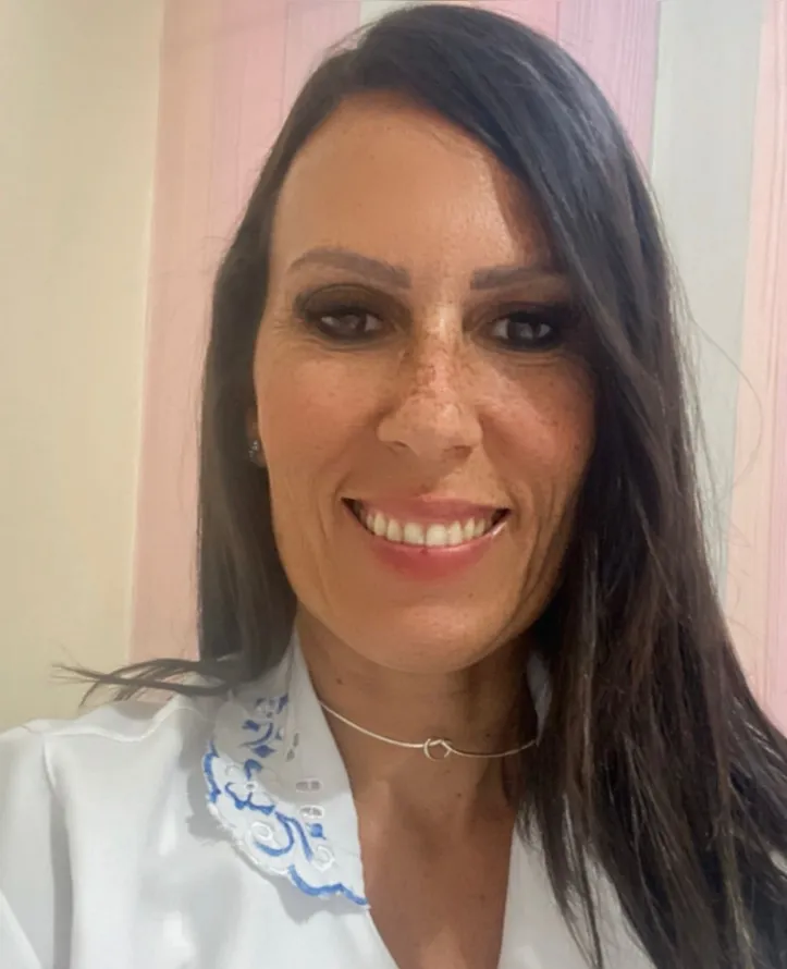 Tathiana Moráes é neuropsicopedagoga e educadora parental